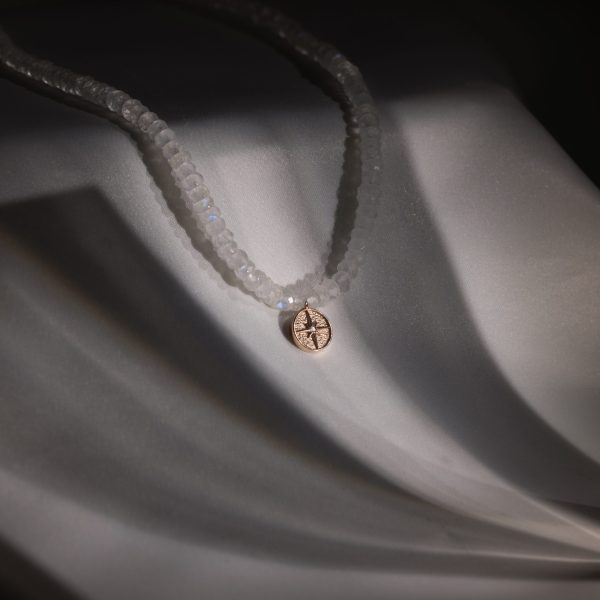 Naszyjnik choker z Kamieniem Księżycowym i Gwiazdą Polarną