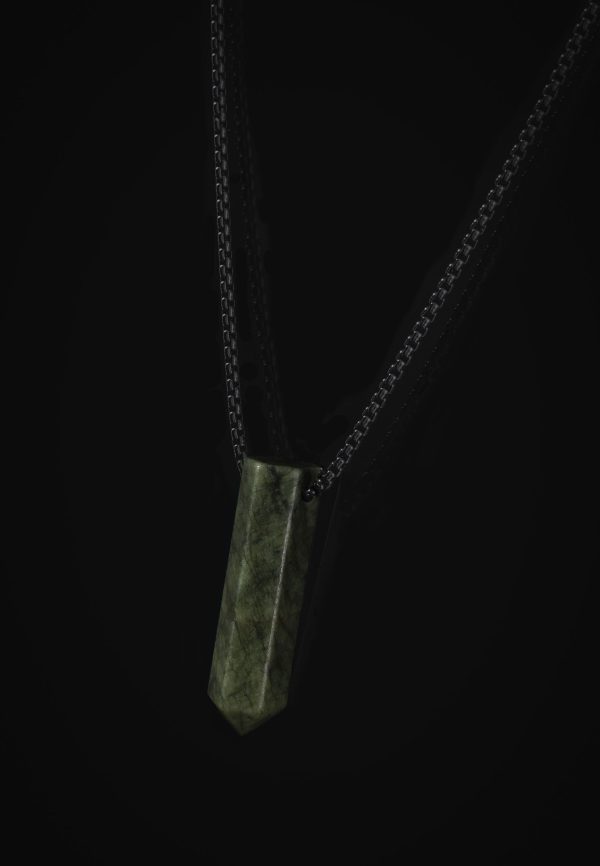 Naszyjnik męski kryształ serpentynit